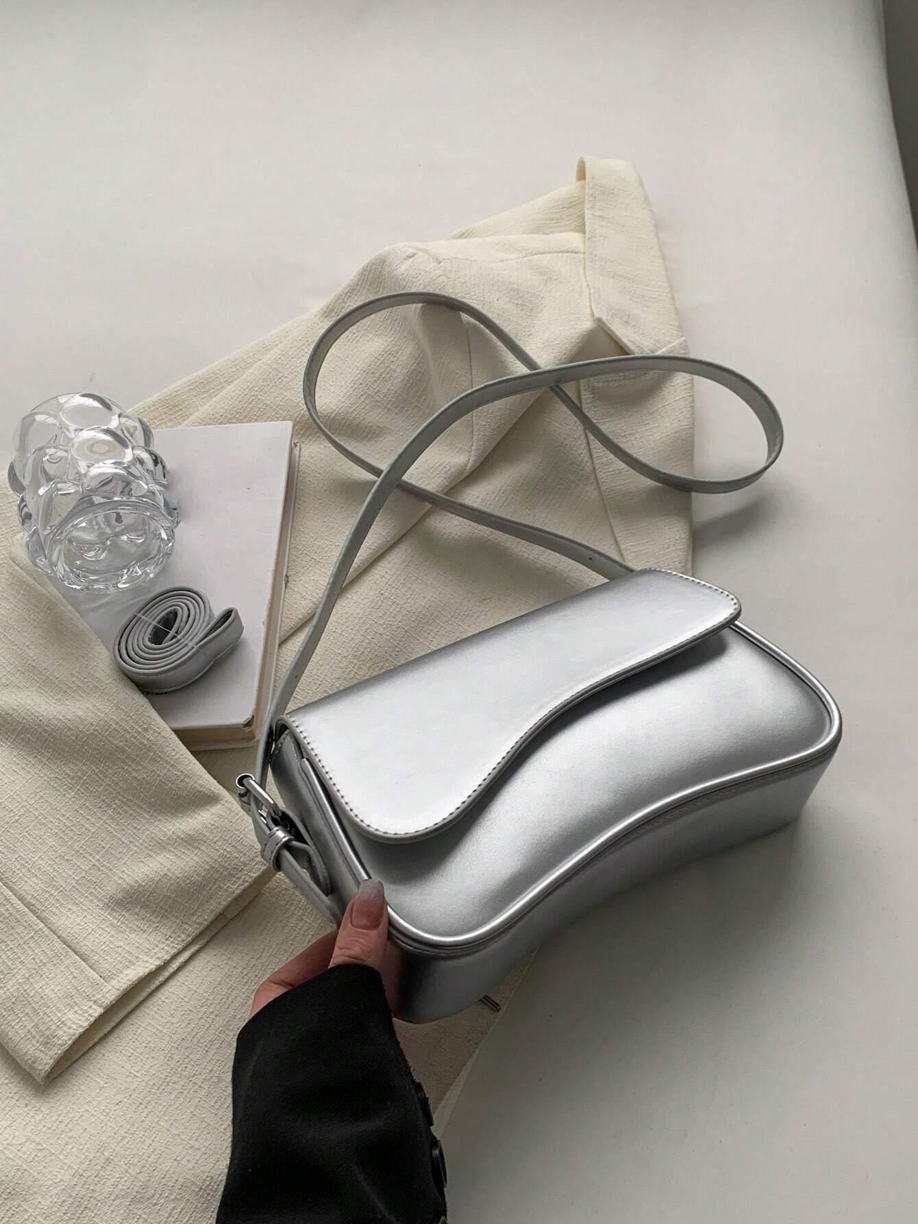 Élaire Lumière - Curve Classic Bag