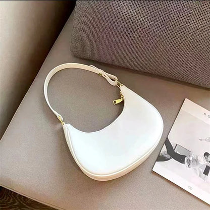 Élaire Petite - Crescent Shoulder Bag