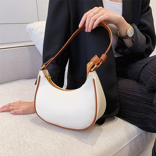 Élaire Petite - Crescent Shoulder Bag